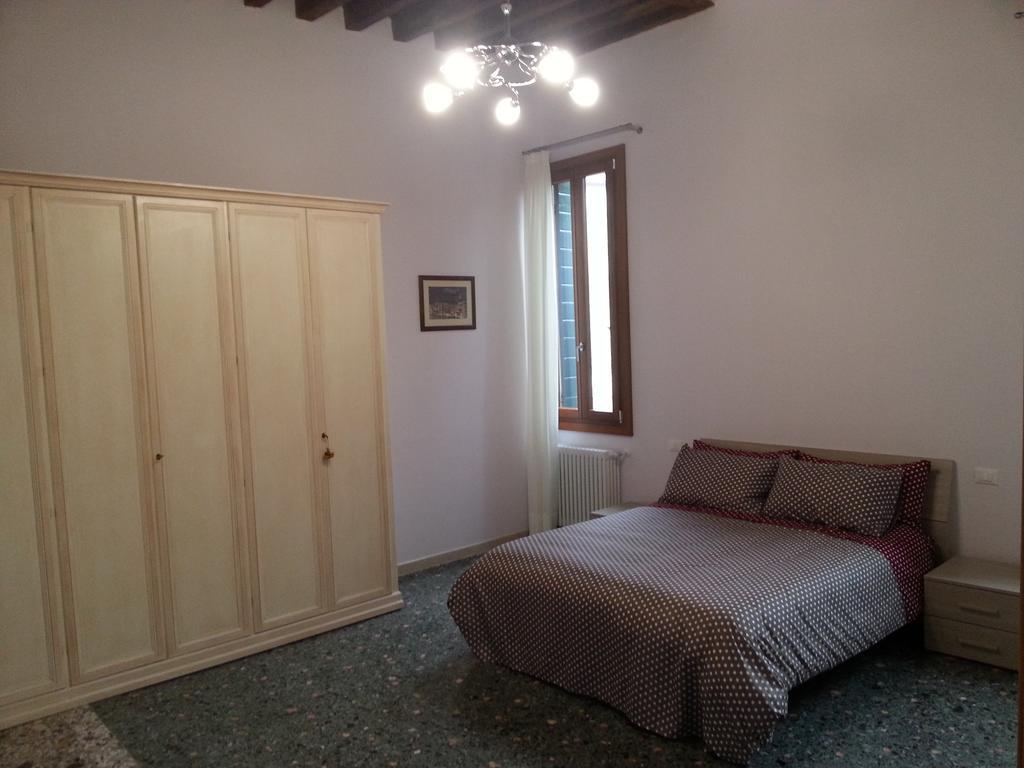 Venice House Oda fotoğraf